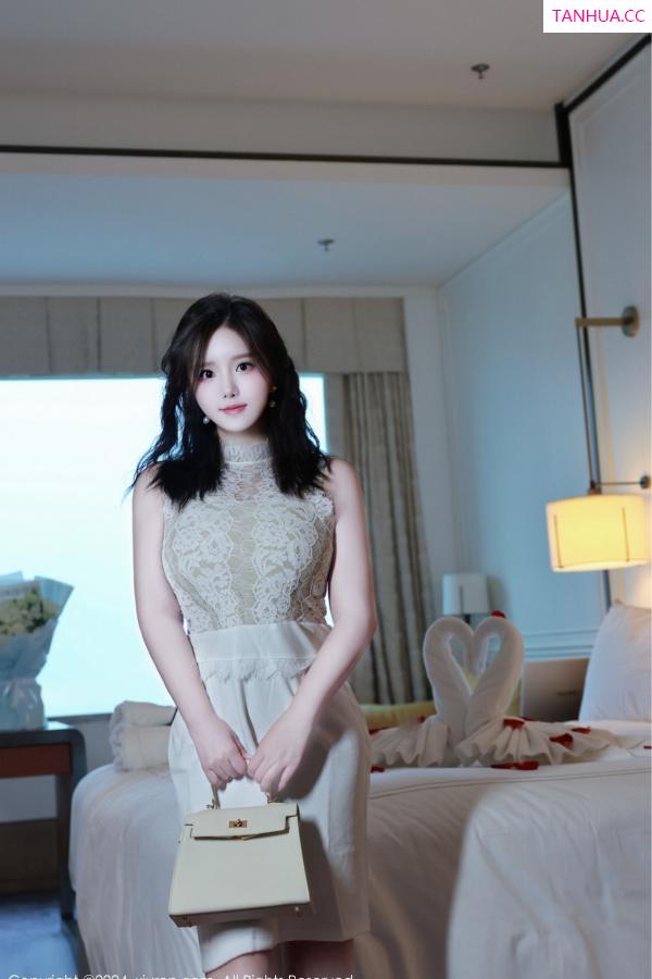   [XiuRen]高清写真图 2024.08.09 No.8991 小薯条nienie 剧情拍摄第41张图片